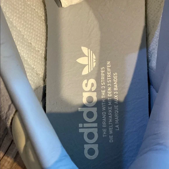 Men’s Adidas Light purple SAMBAs with Gum Sole - Picture 4 of 9